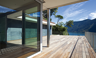  Vista ceramic film protects home in coastal area 